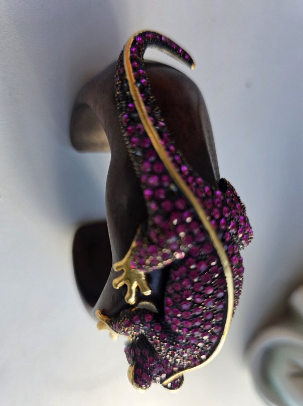 Roberto Cavalli - Gold-Tone Pink Crystal Gecko Cuff Bracelet - Picture 9 of 15